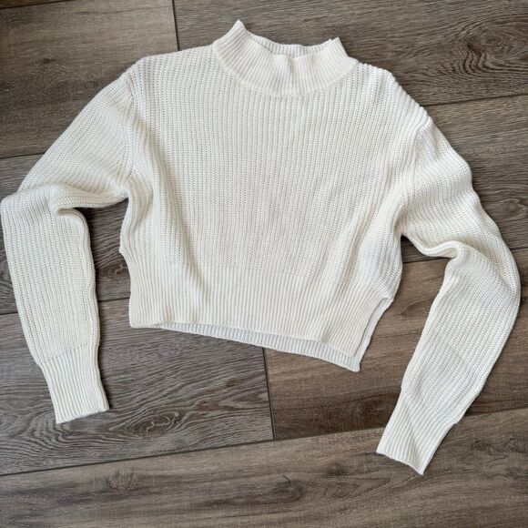 Sweaters - Boutique Cropped Sweater